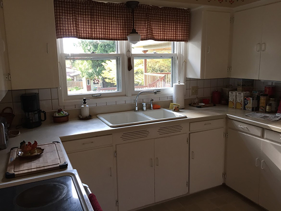 Original image of kitchen